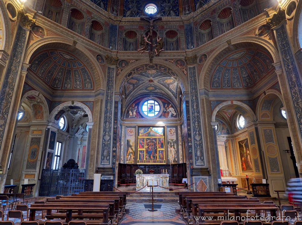 Legnano (Milan, Italy) - Interior of the Basilica of San Magno